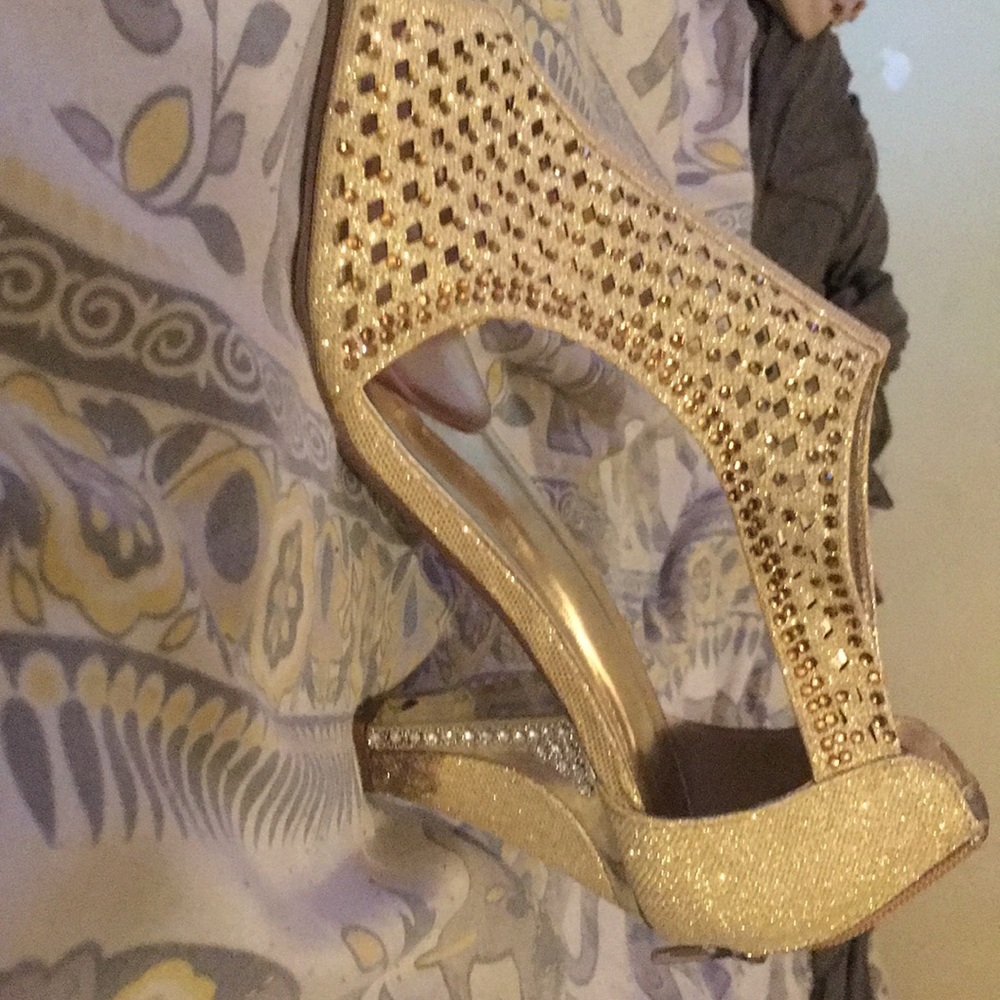 Shoes/heel